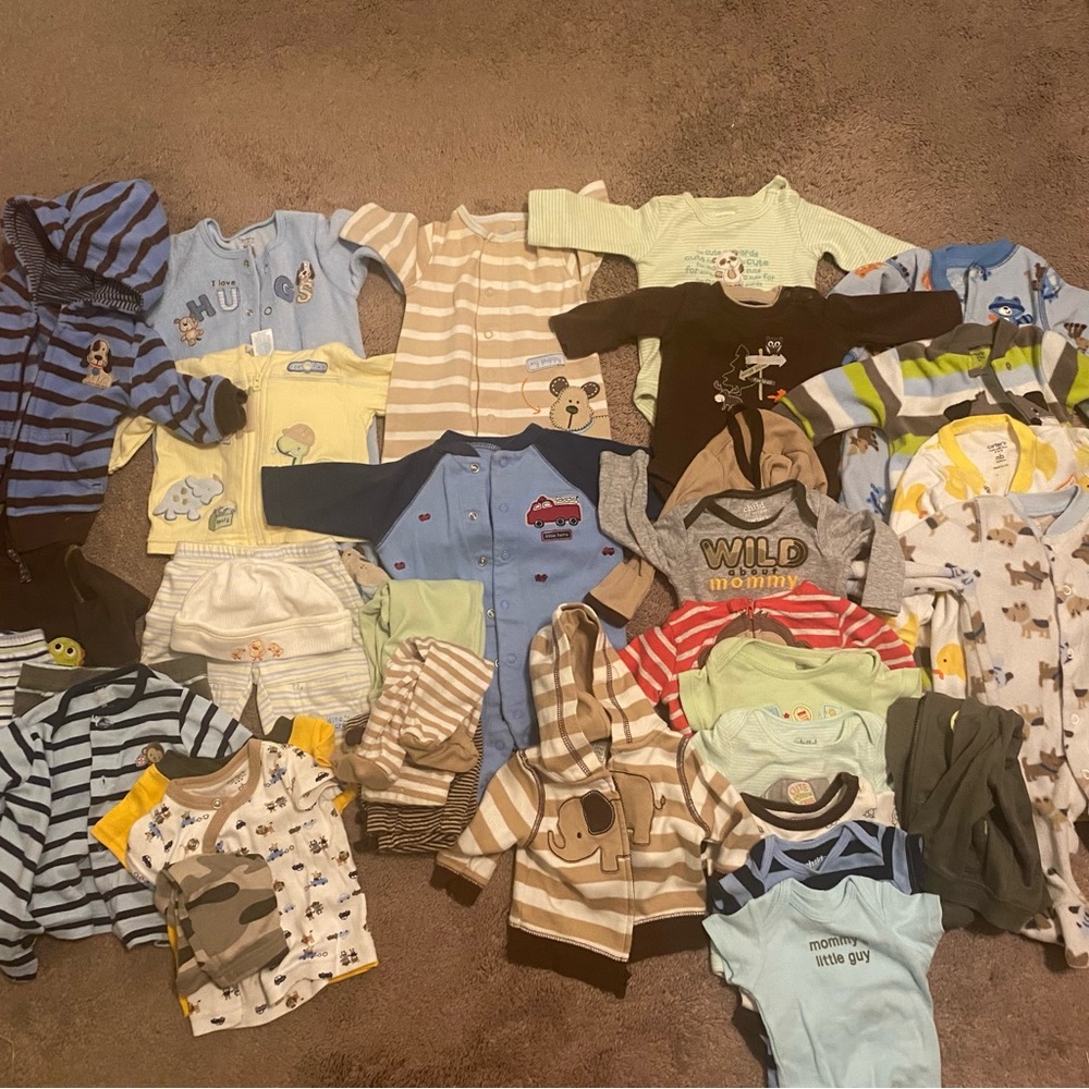 HUGE Carter’s Vintage Newborn/0-3 month Boy Clothing Lot